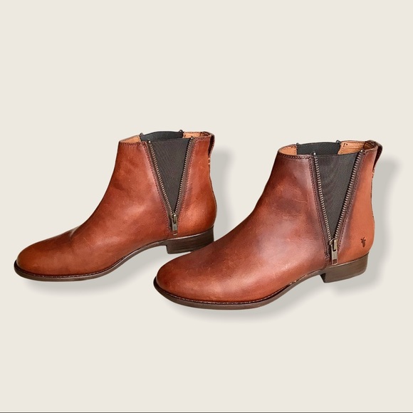 Frye Carly Zip Cognac Leather Chelsea Ankle Bootie - Picture 11 of 16
